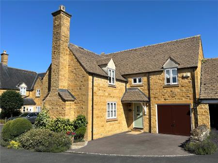 6 Croft Gardens