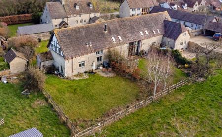 3 Orchard Tithe Barn