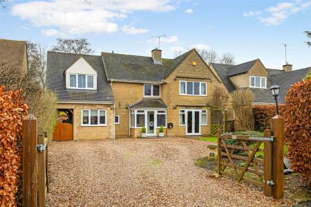 12 Collin Close