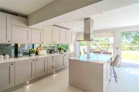 Kitchen/Dining