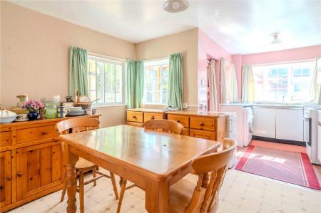 Kitchen/Dining Room
