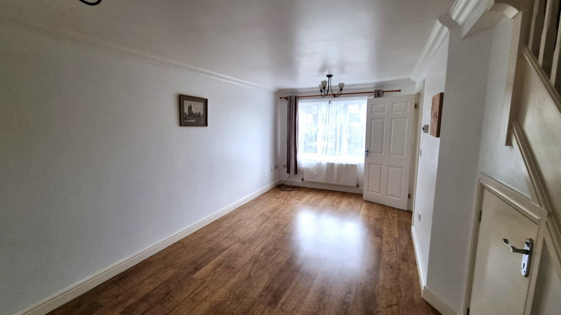 2 bedroom End of Terrace House for rent in West thamesmead