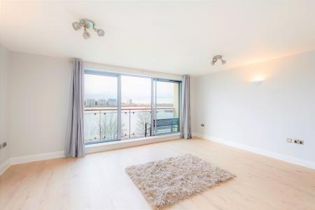 Miles Close 4 - Front Room