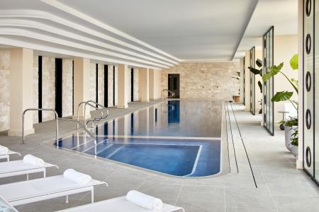 Upper Riverside Club_Building2_SwimmingPool-685295