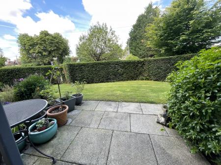 LOUNGE PATIO.jpg