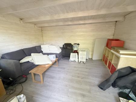GARDEN ROOM