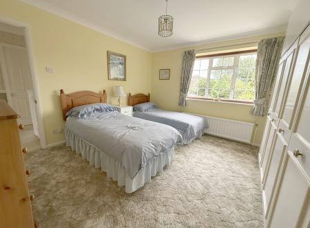 BEDROOM 2