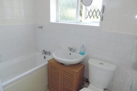Bathroom.jpg