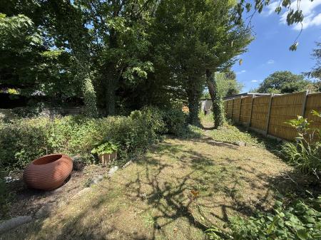 garden main