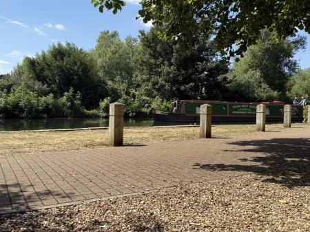 CANAL TO FRONT