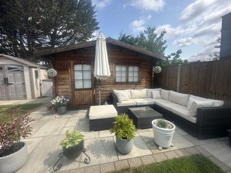 Log Cabin