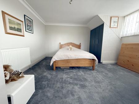 BEDROOM 1 (up)