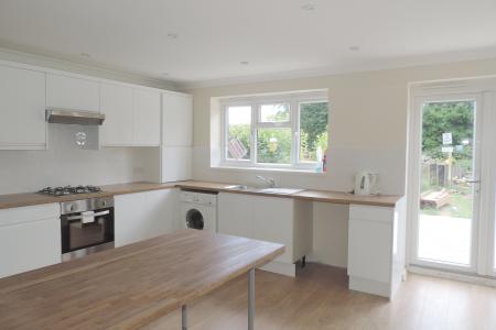kitchen2.jpg