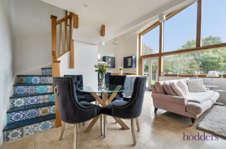 d37e8497-460a-4bc...