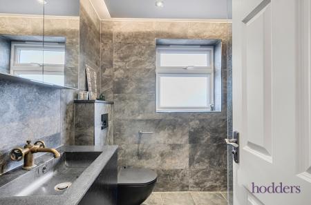 606724dd-0765-41e...