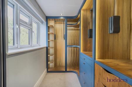 622d6c2c-1d99-40e...