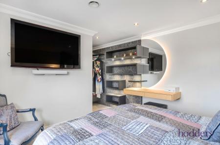 30b82473-ac35-495...