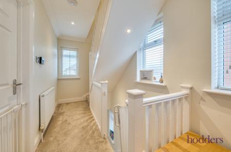 f49ab1c8-424a-4ba...