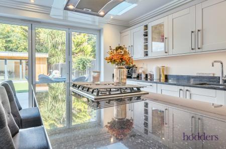 48df26c8-ef5a-4d8...