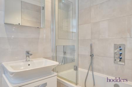 1f2968ad-674f-459...