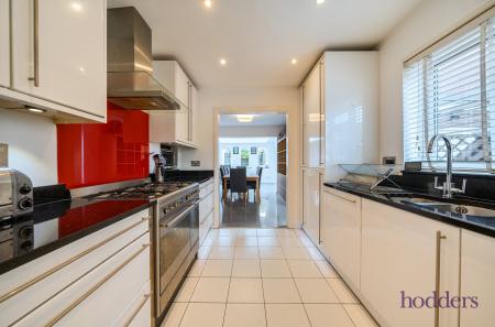 55a027ab-9183-4ad...