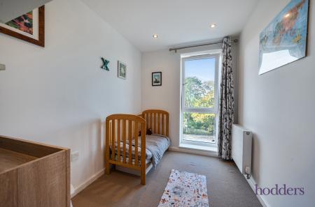 3b92c637-bc10-479...