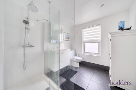 8c61bb6f-25e7-4c0...