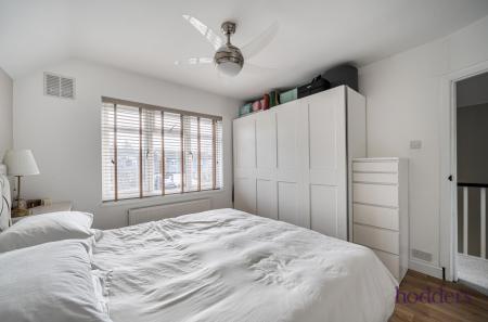 a6f26e46-54b0-4b5...