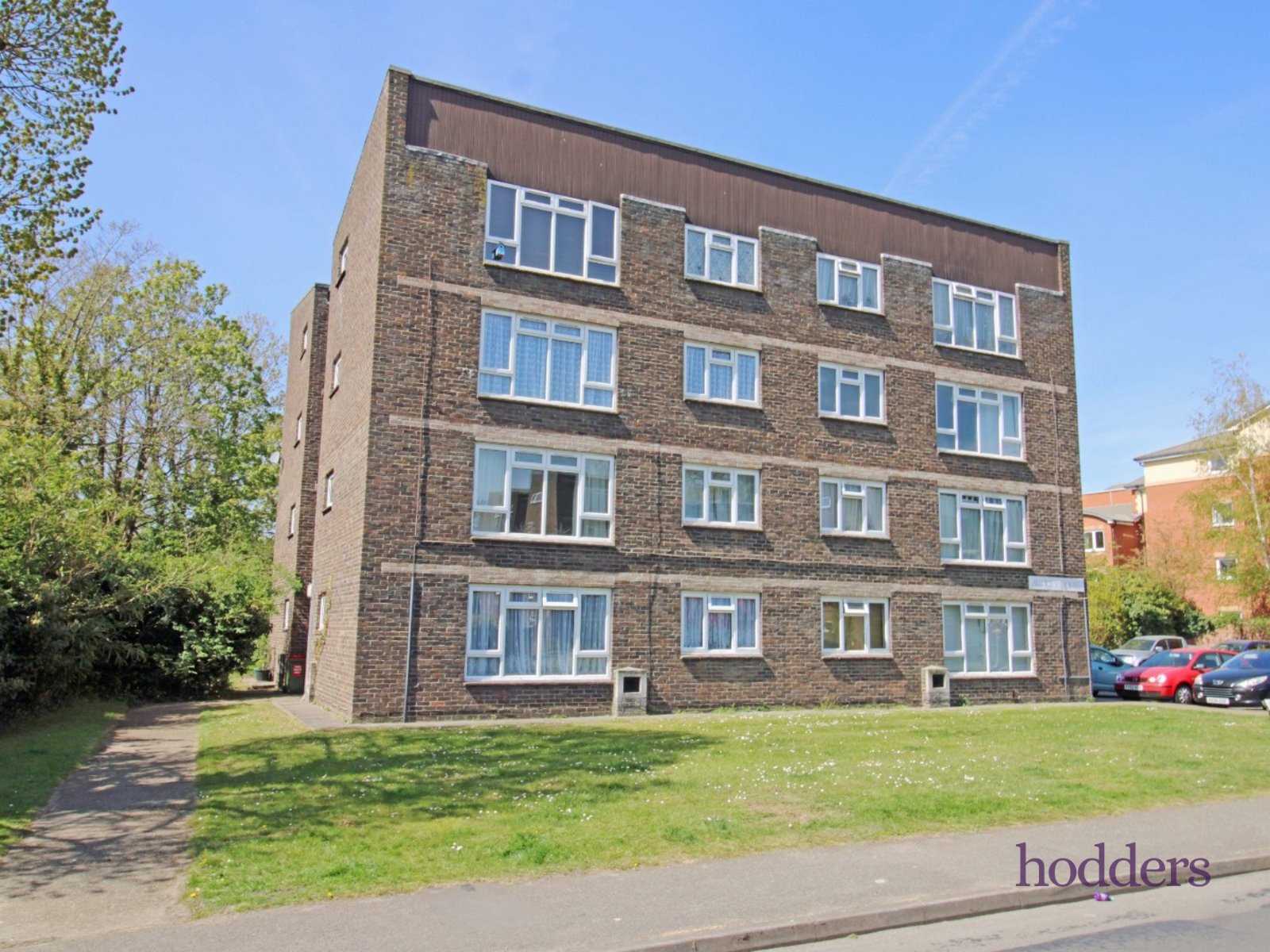1 bedroom Flat for rent in Addlestone