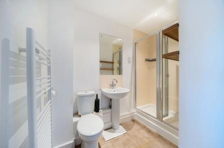 22-681e4542a1120-...