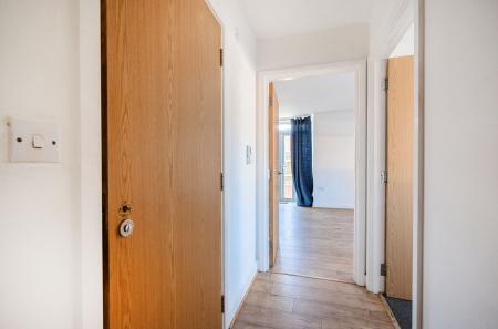 10-681e41d0bd67e-...