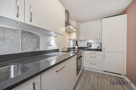 d342ae82-d38b-4ea...