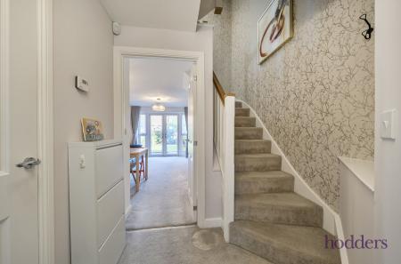 e304b14a-5aa7-41d...