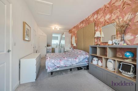 8610aece-69d9-4d9...