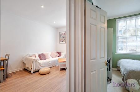 86cb0e4f-3698-4a2...