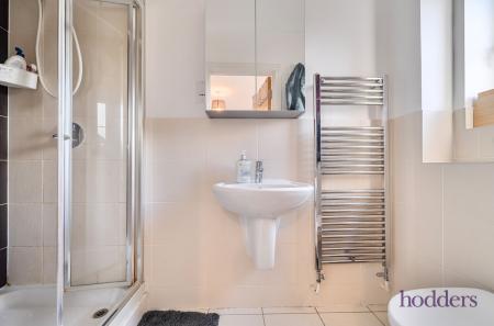 ccf3a58e-0e14-4f8...