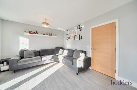 e734cdeb-754c-426...