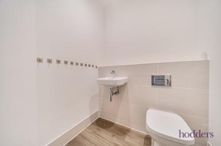 966ed6a8-a5cc-4d2...