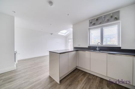 bef74fc1-4a4c-402...