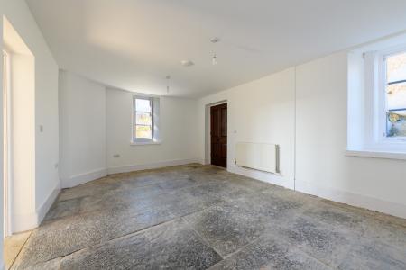 TEK HiRes 250228 055