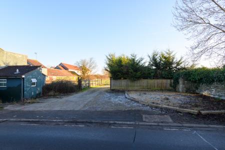 Driveway Entrance