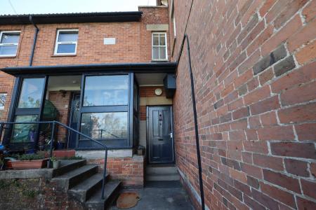 Flat 2 bedroom