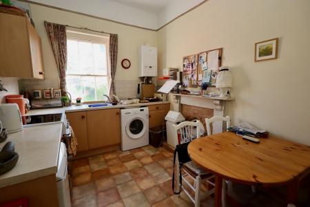 Flat 1a bathroom