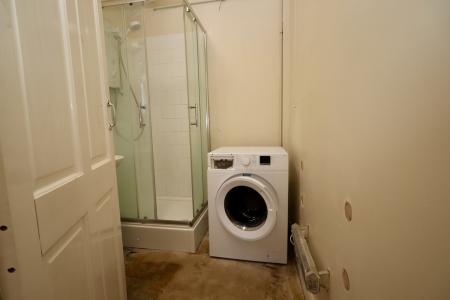 Flat 4 bedroom