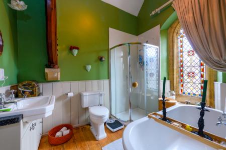 Master En-suite