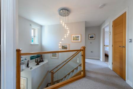 Galleried landing
