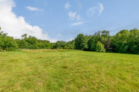 3AC2E0D7-72FD-4558-A