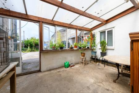 Cottage - Lean to co