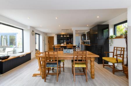 Kitchen/Diner/Living