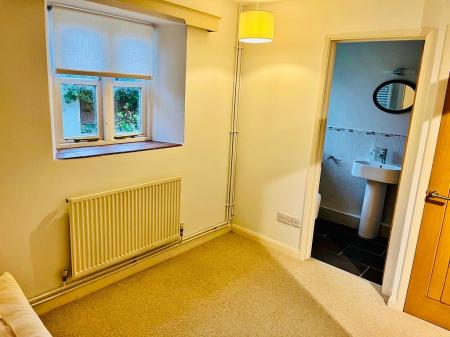 PHOTO-2025-10-21-14-